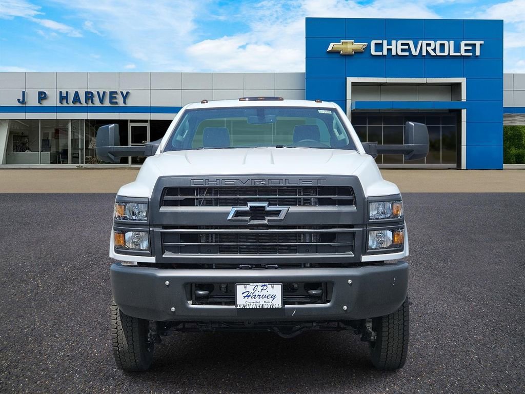 2024 Chevrolet Silverado 5500HD Work Truck photo 2