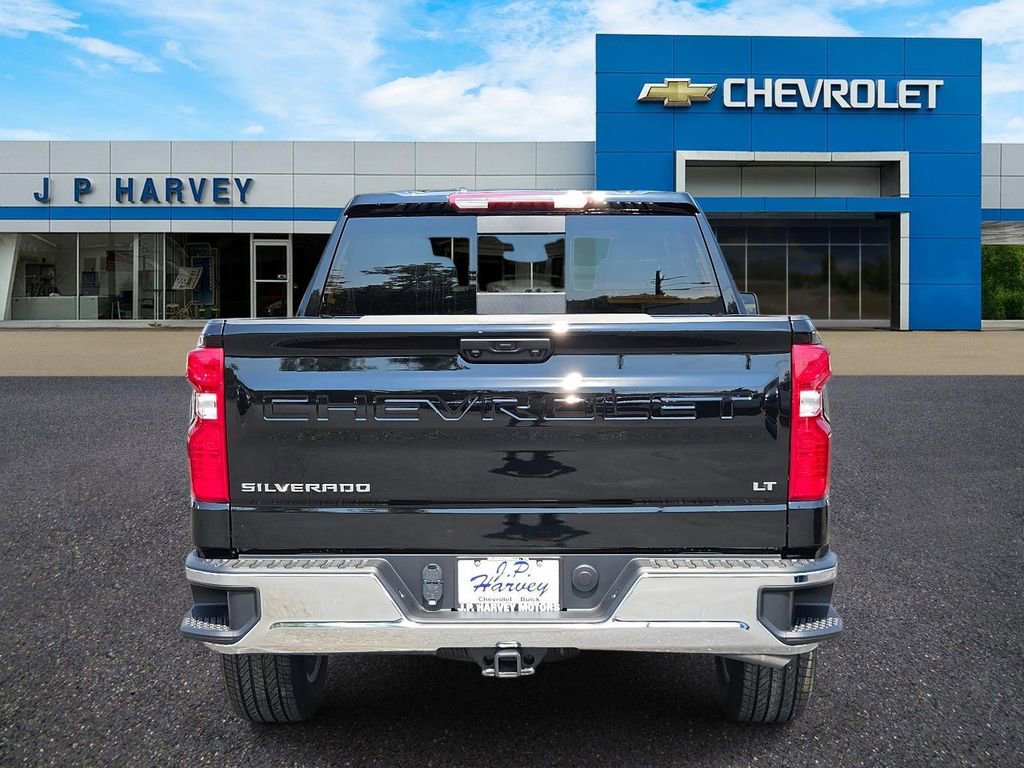2025 Chevrolet Silverado 1500 LT photo 4