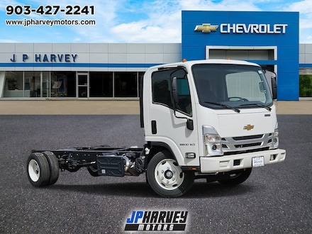 2024 Chevrolet Low Cab Forward 5500 XD WT Truck