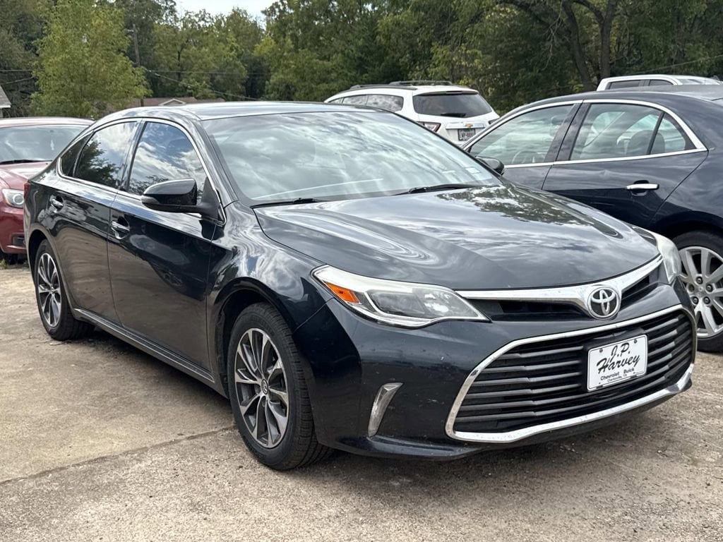 2016 Toyota Avalon XLE