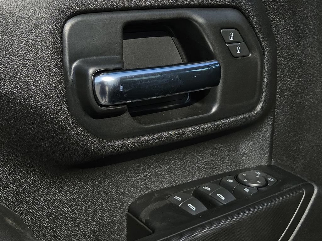 2026 Chevrolet Silverado 2500 HD Custom - Photo 22