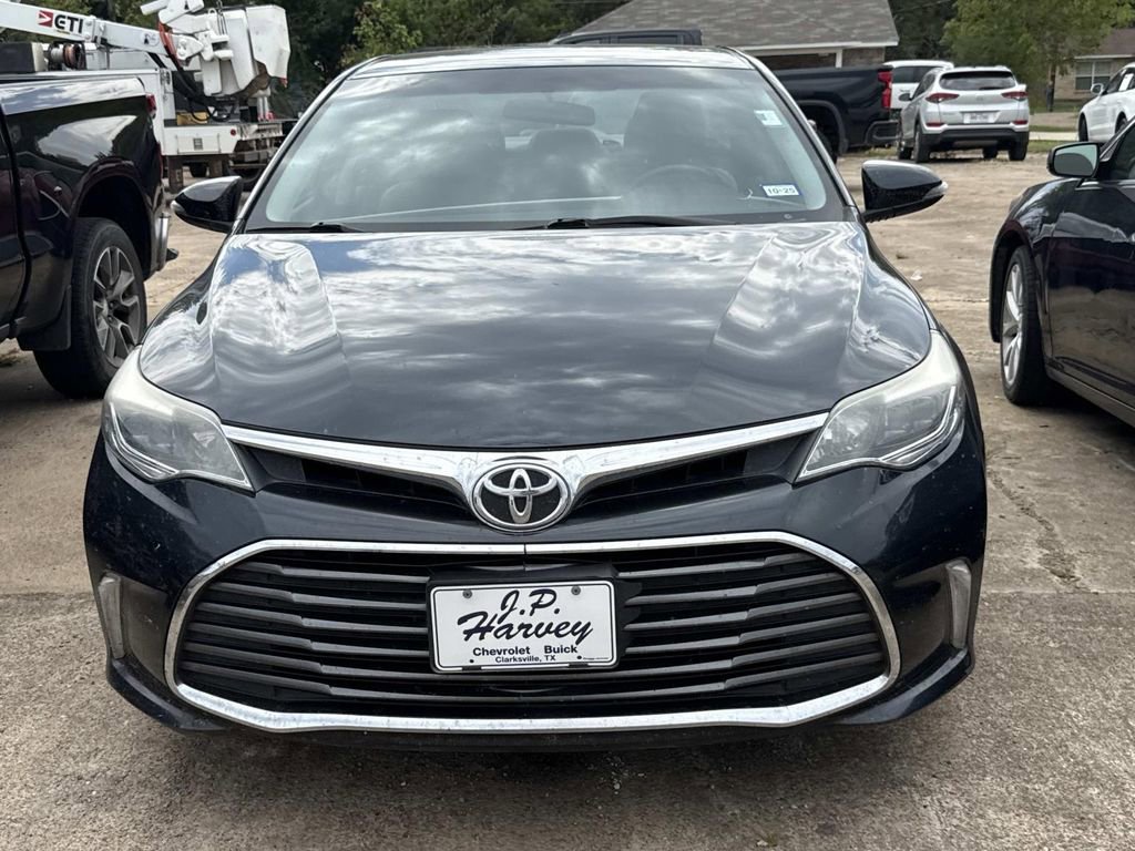 2016 Toyota Avalon XLE photo 2