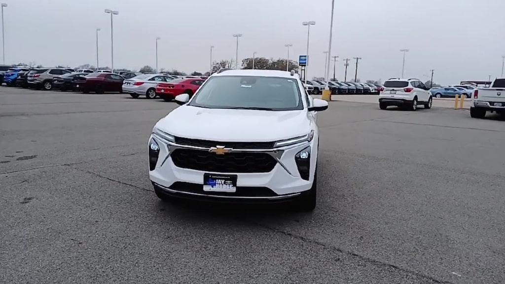 New 2026 Chevrolet Trax LT SUV