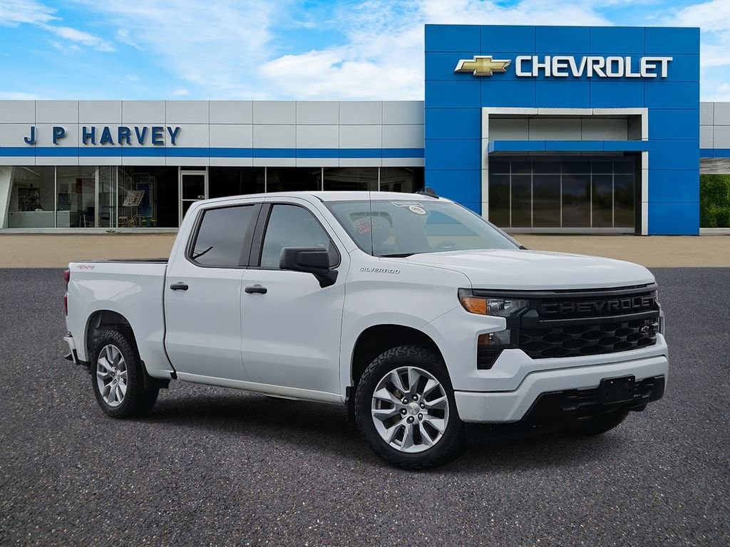 2022 Chevrolet Silverado 1500 Custom