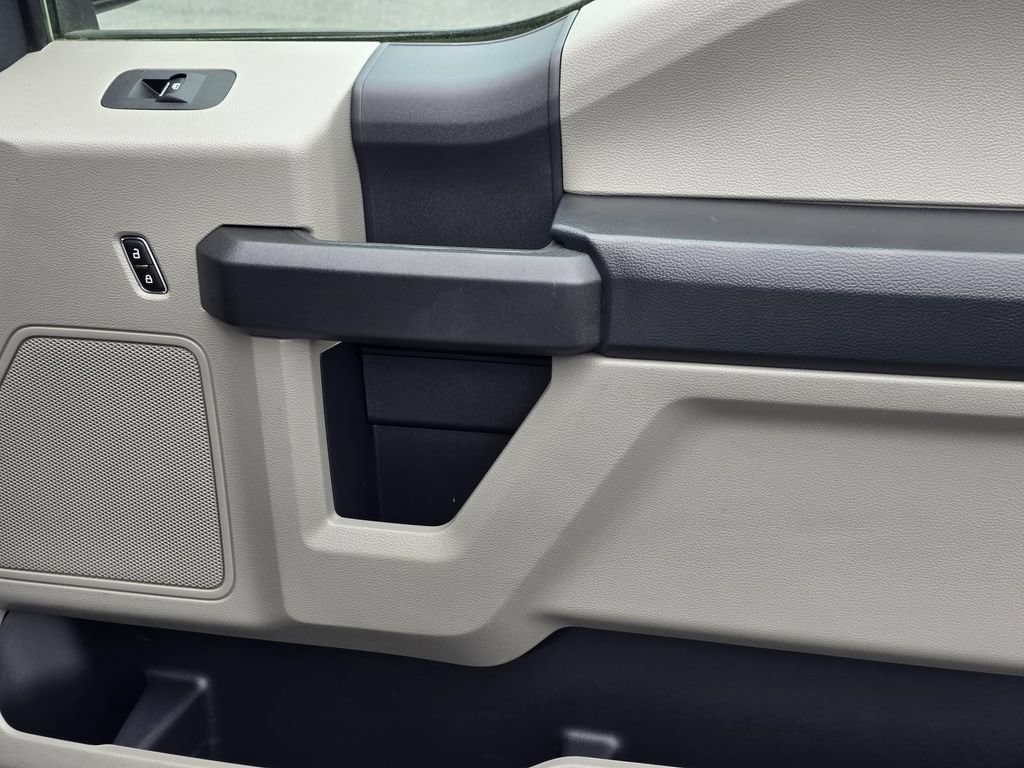 2022 Ford F-350 Super Duty XL - Photo 32