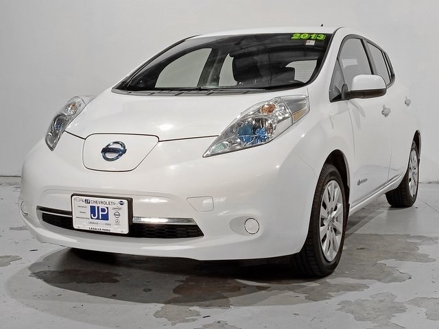 Used 2013 Nissan LEAF S with VIN 1N4AZ0CP8DC423941 for sale in Peru, IL