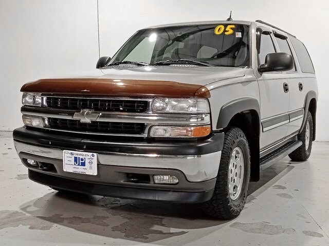 Used 2005 Chevrolet Suburban LS with VIN 1GNFK16Z05J161005 for sale in Peru, IL