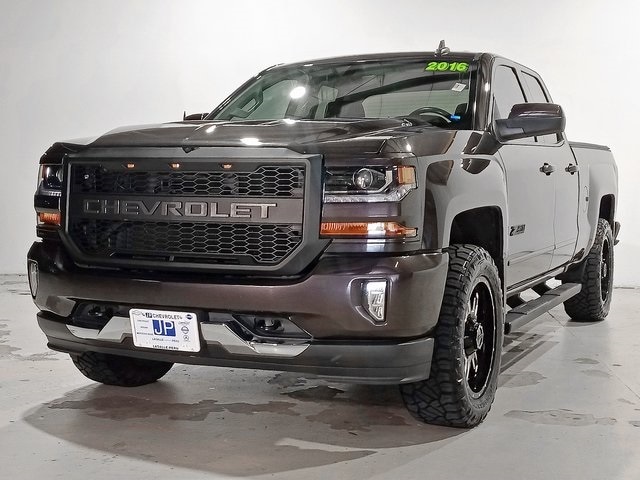 Used 2016 Chevrolet Silverado 1500 LT with VIN 1GCVKRECXGZ171349 for sale in Peru, IL