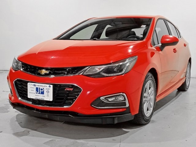 Used 2017 Chevrolet Cruze LT with VIN 3G1BD6SM4HS535068 for sale in Peru, IL