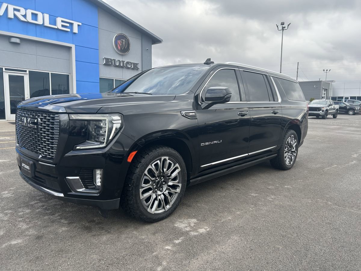2023 GMC Yukon XL Denali Ultimate 4WD