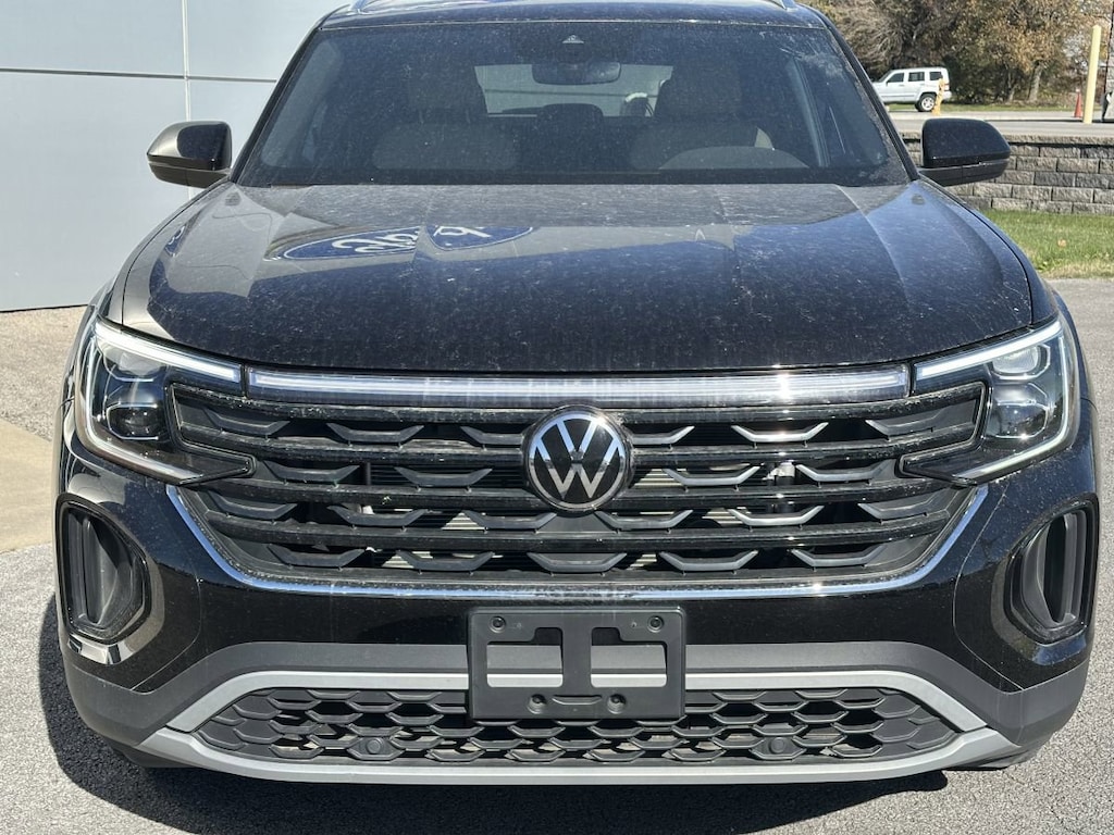 Used 2024 Volkswagen Atlas Cross Sport 2.0T SE