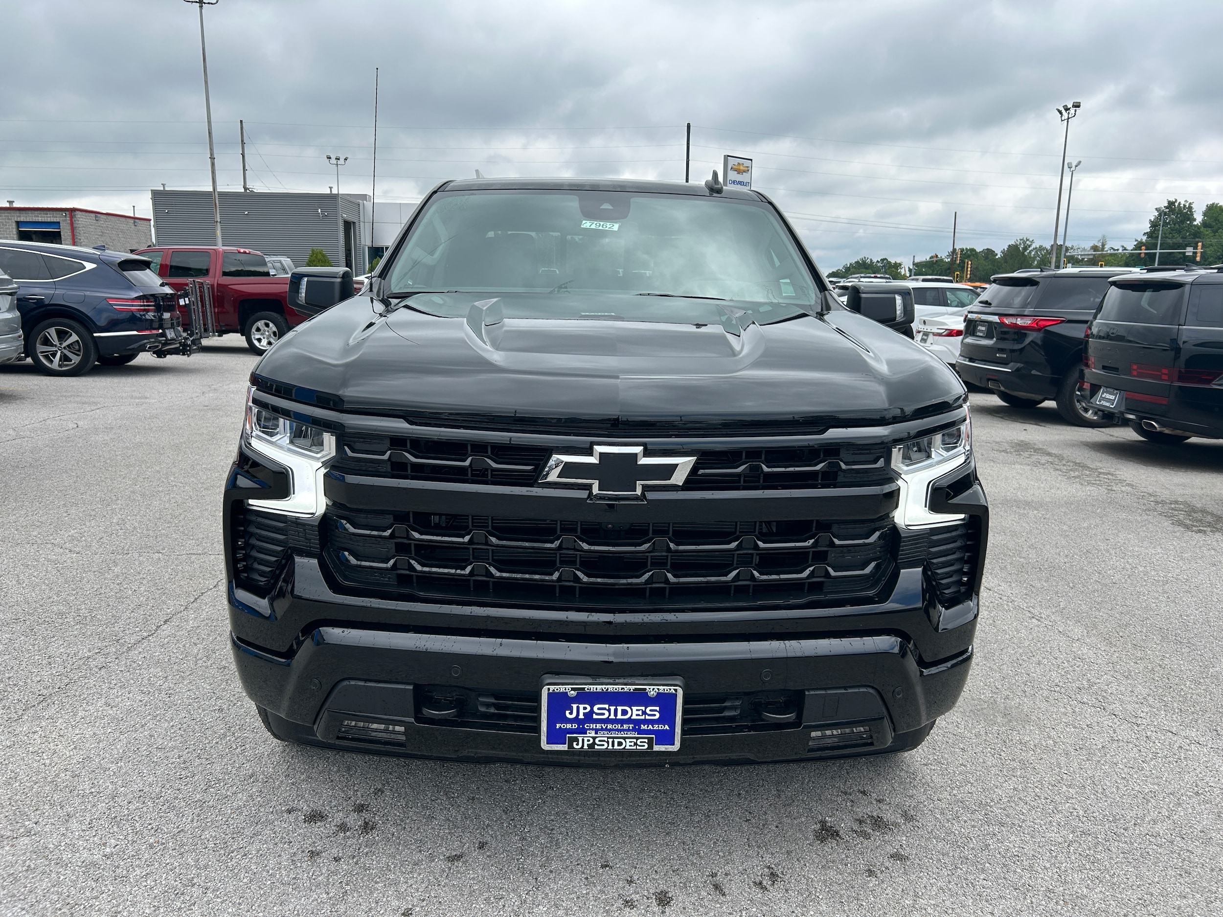 2026 Chevrolet Silverado 1500 RST - Photo 7
