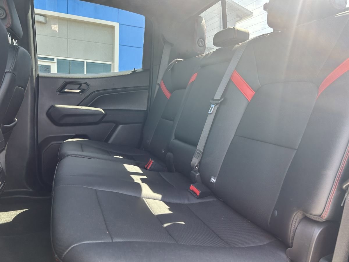 2023 Chevrolet Colorado Z71 - Photo 13