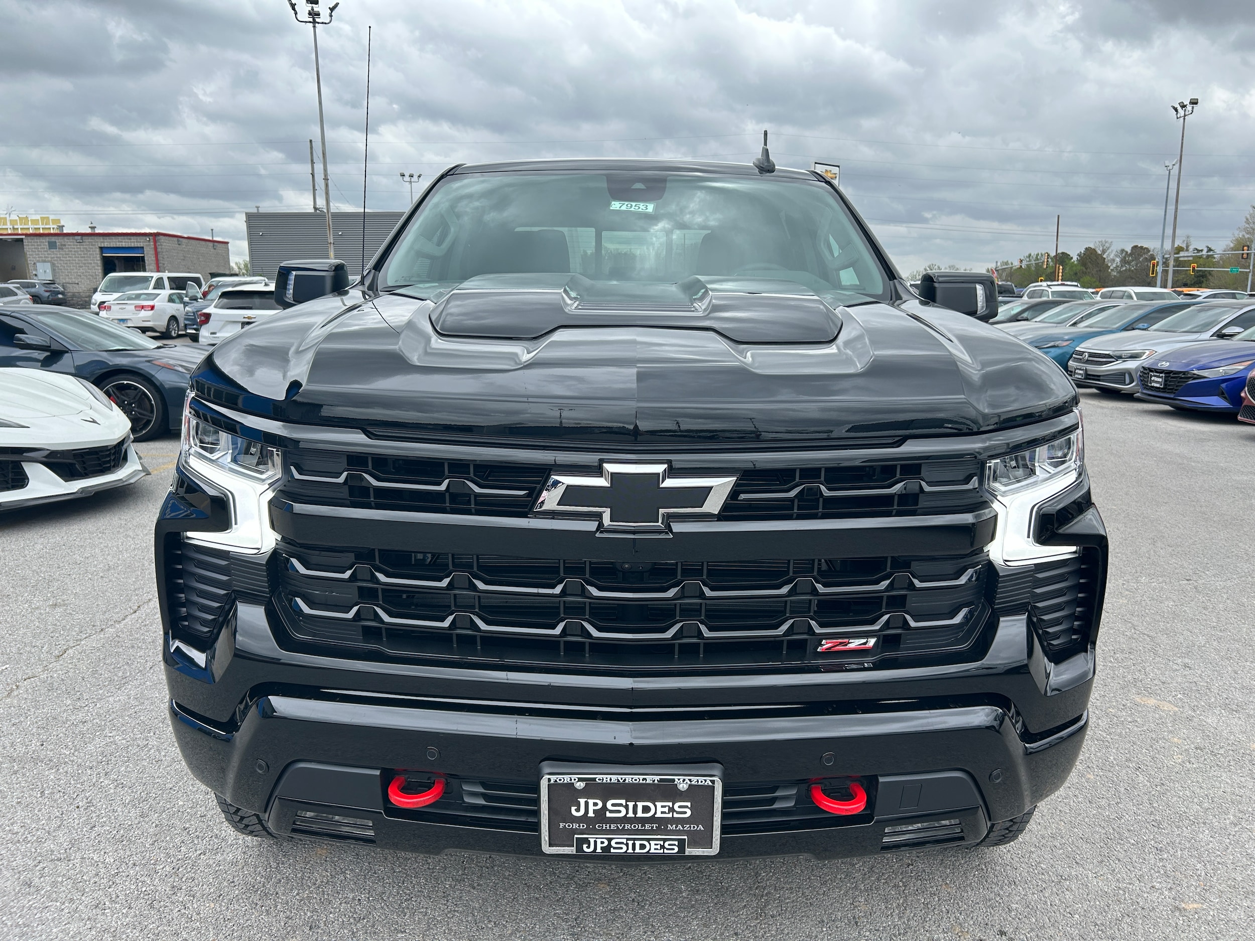 View vehicle photo 7