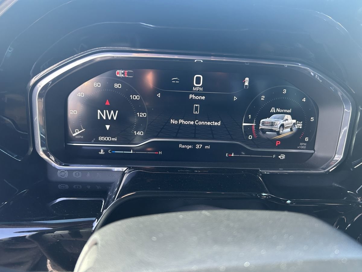 2025 GMC Sierra 1500 SLT - Photo 10