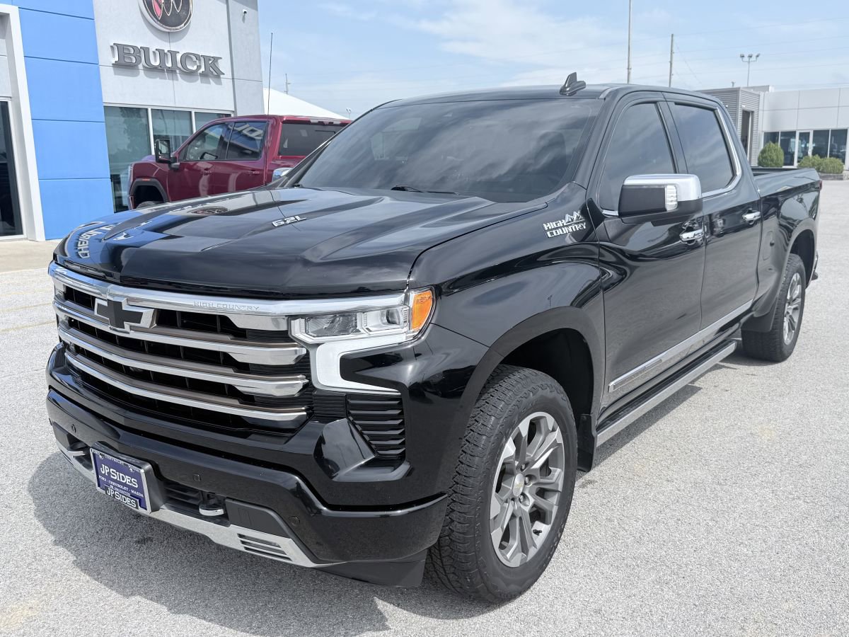 2022 Chevrolet Silverado 1500 High Country Crew Cab 4WD