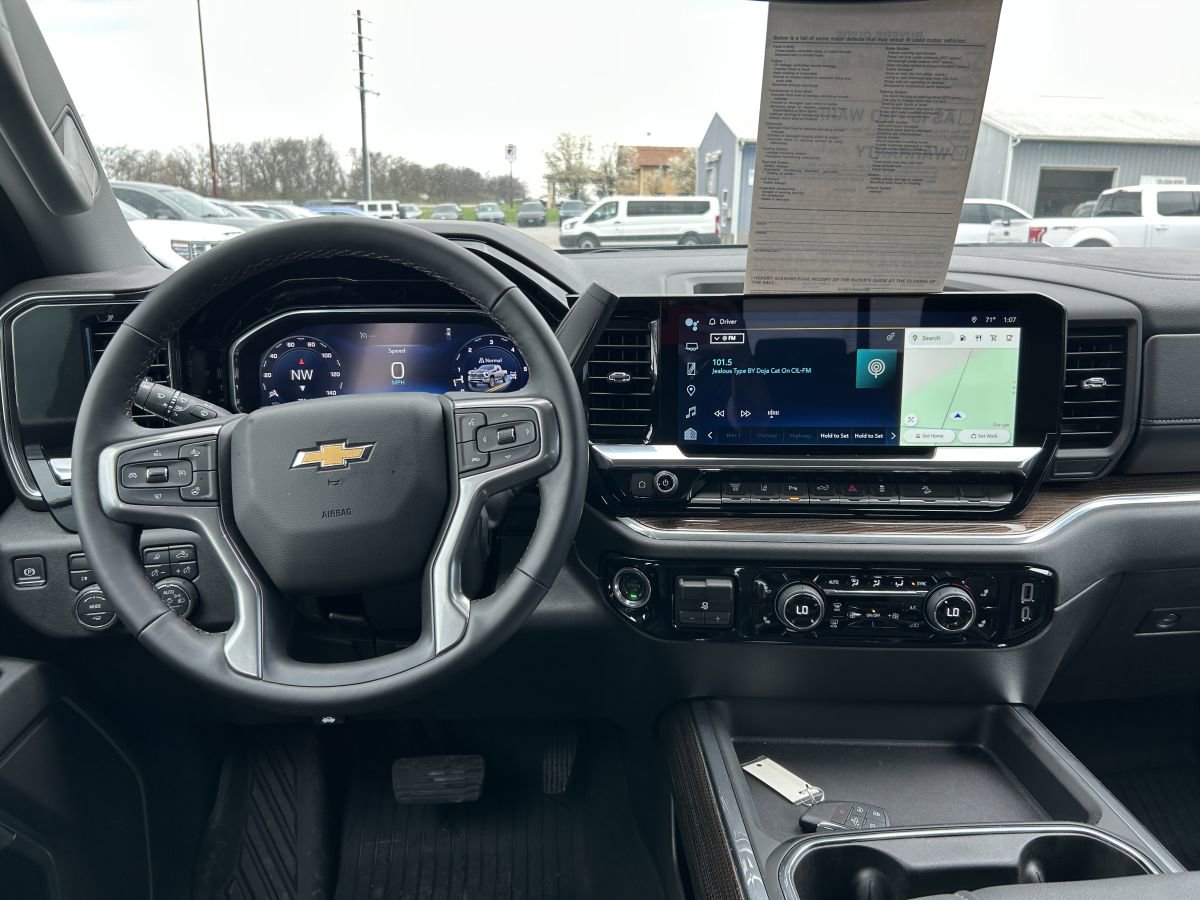 2025 Chevrolet Silverado 2500HD LT - Photo 11