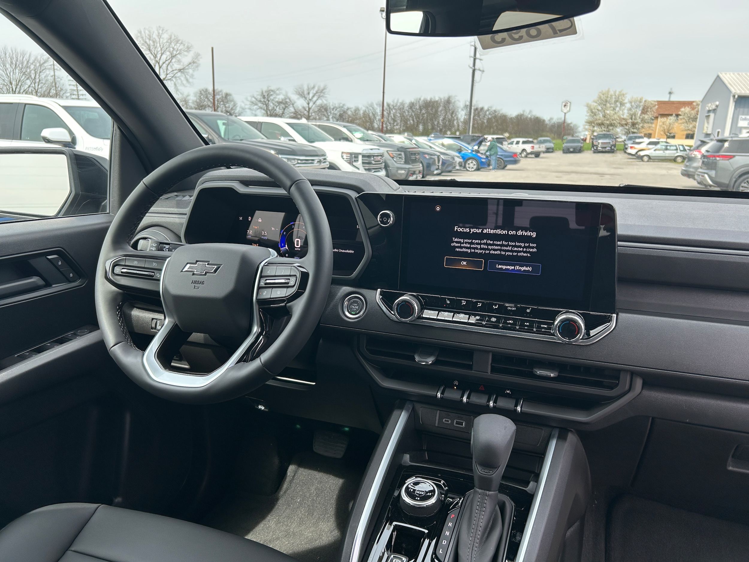 2026 Chevrolet Colorado Trail Boss - Photo 11