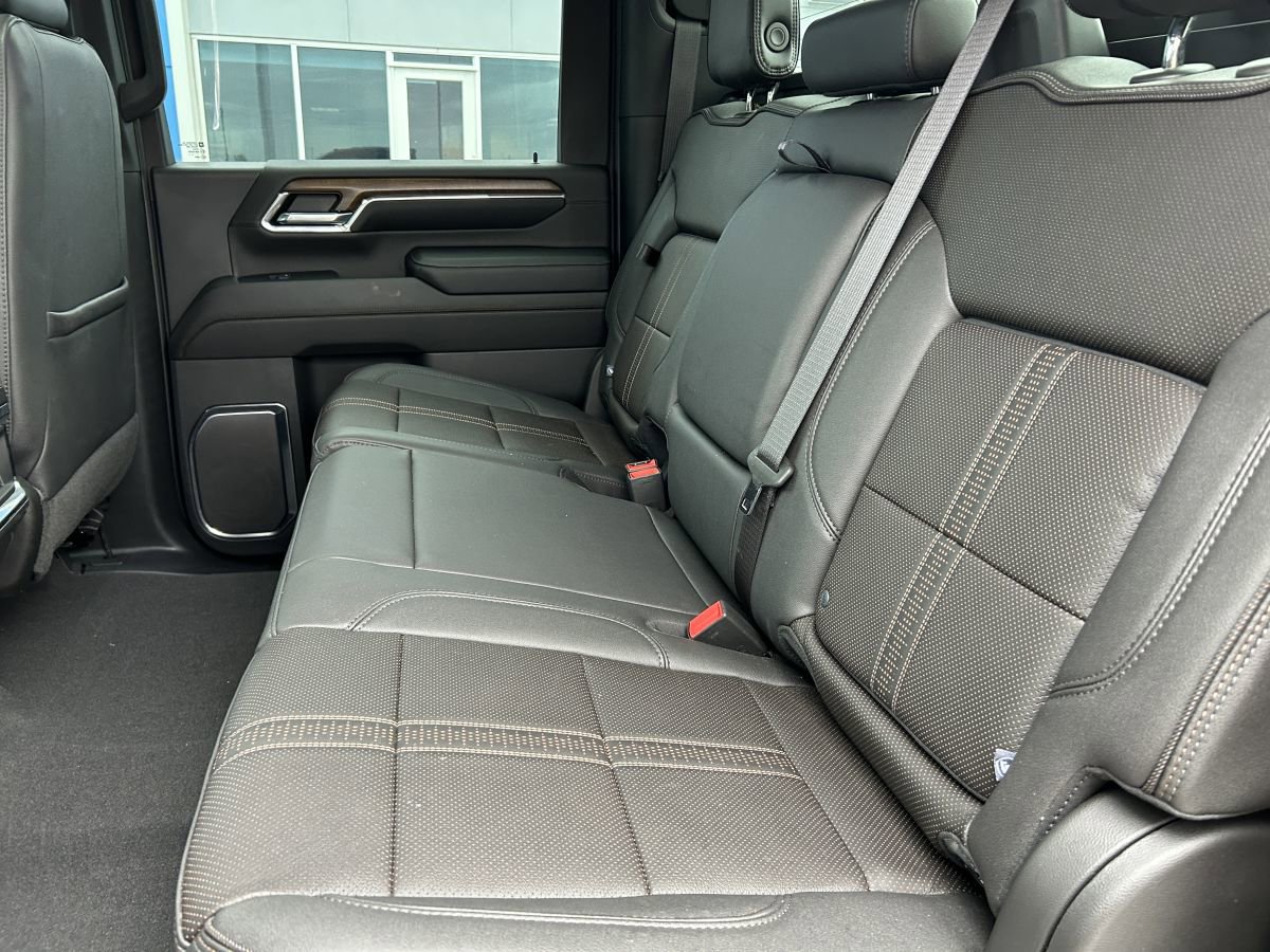 2024 Chevrolet Silverado 3500HD High Country - Photo 13