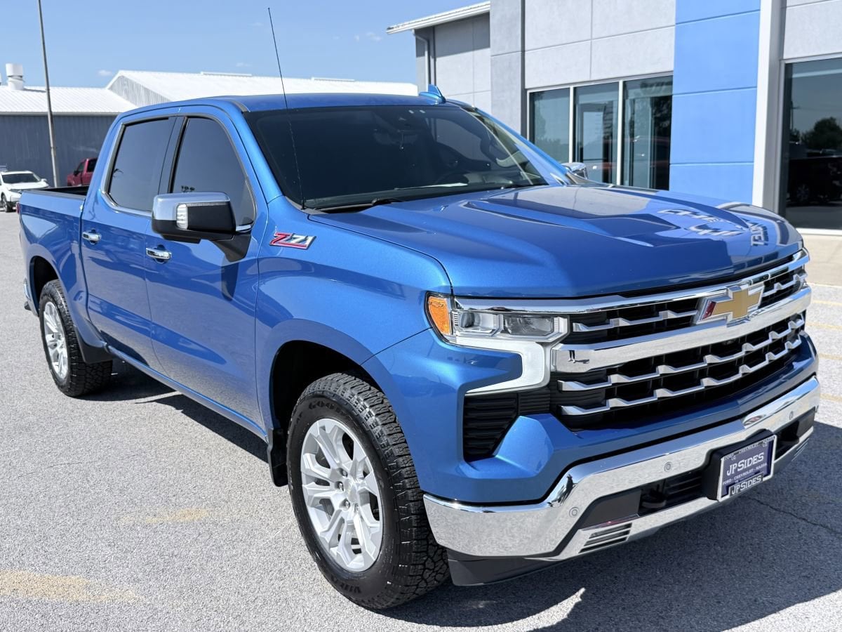 2022 Chevrolet Silverado 1500 LTZ 4X4 Crew Cab Short Box's photo