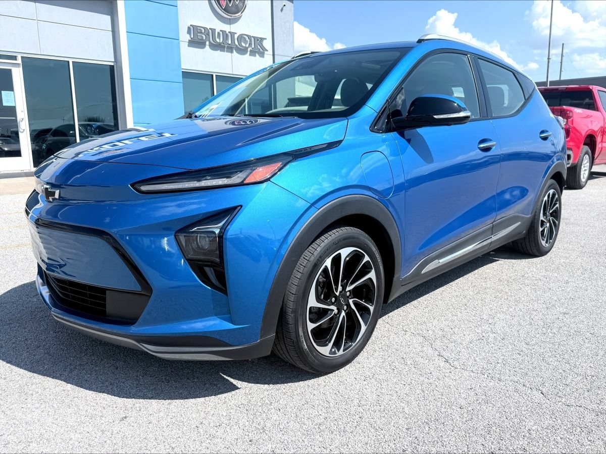 Used 2022 Chevrolet Bolt EUV Premier with VIN 1G1FZ6S00N4104108 for sale in Anna, IL
