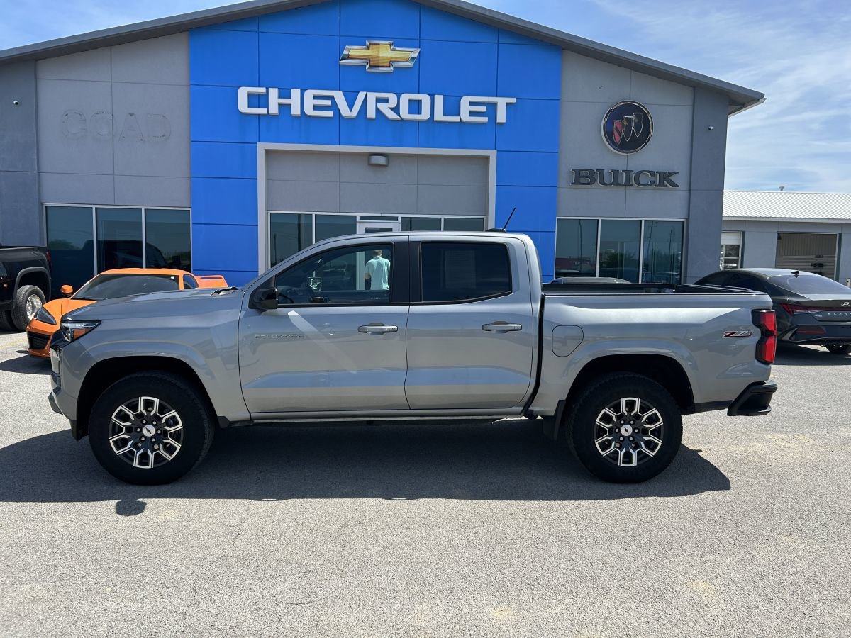 2023 Chevrolet Colorado Z71 - Photo 4