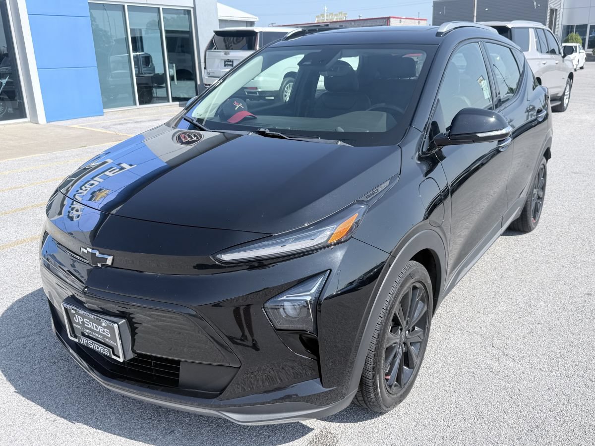 Used 2023 Chevrolet Bolt EUV Premier with VIN 1G1FZ6S02P4137405 for sale in Anna, IL