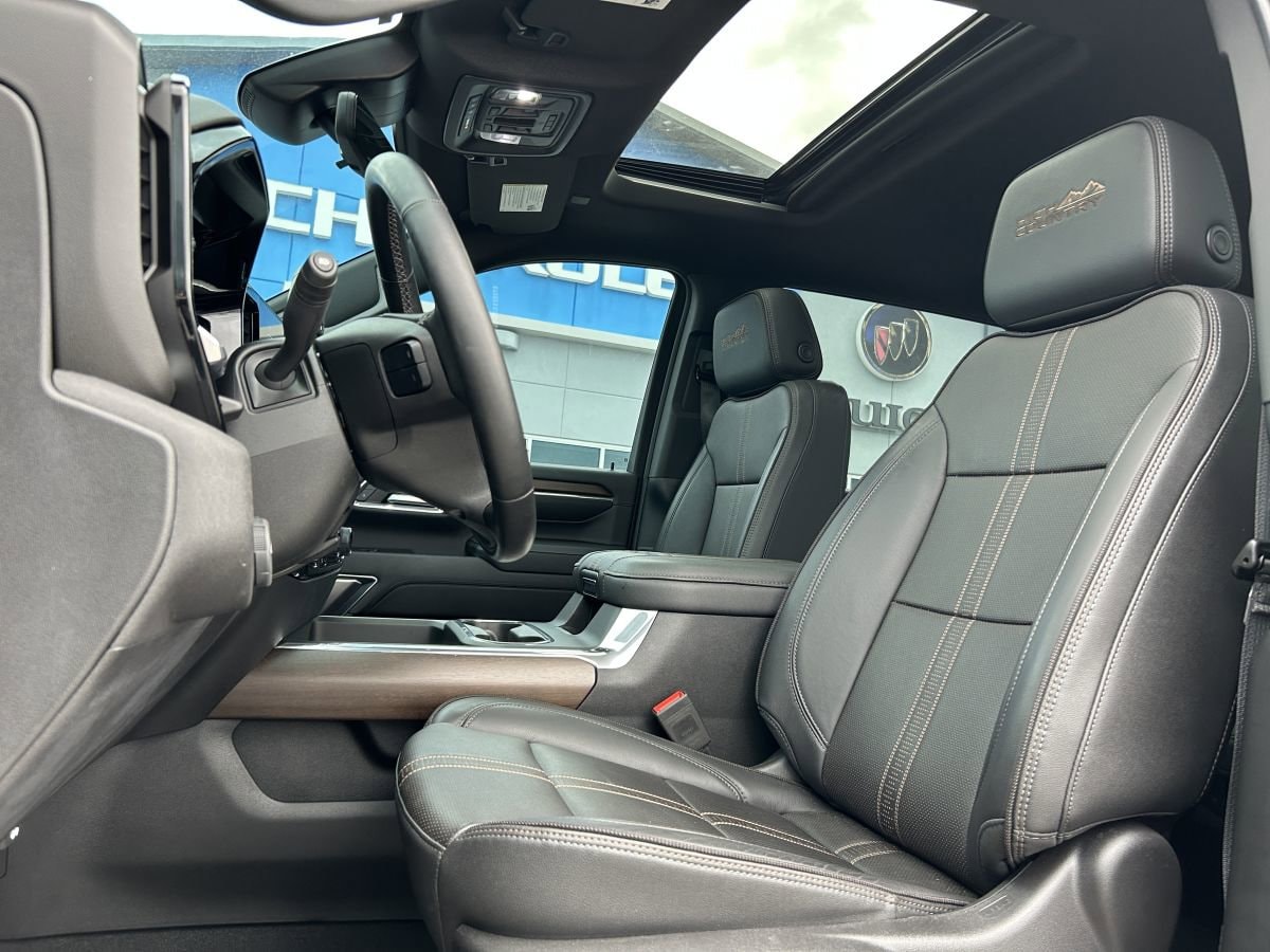 2024 Chevrolet Silverado 3500HD High Country - Photo 11