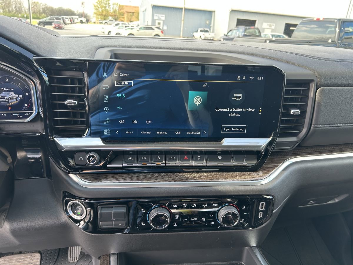2025 Chevrolet Silverado 1500 RST - Photo 9
