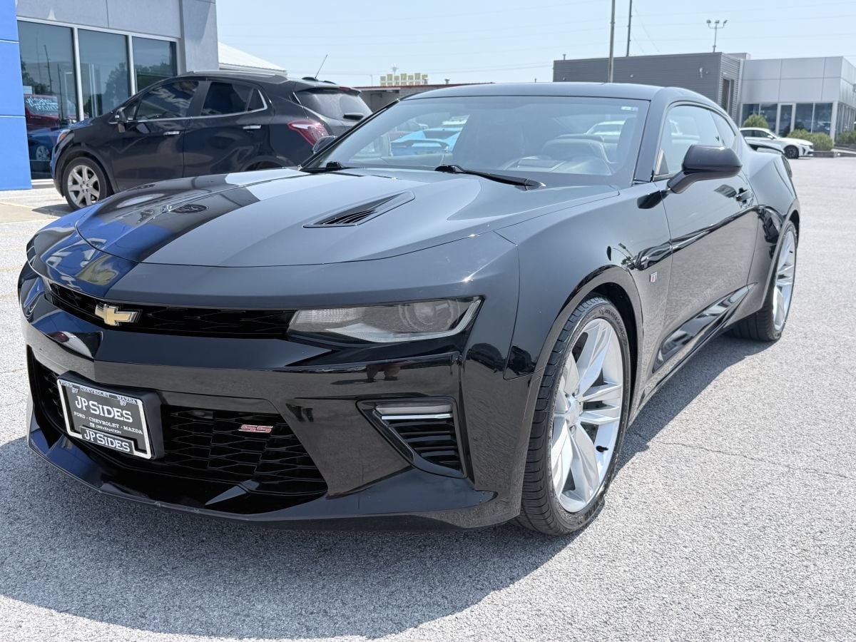 2016 Chevrolet Camaro 2SS Coupe RWD