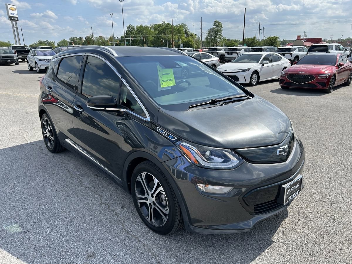 Used 2017 Chevrolet Bolt EV Premier with VIN 1G1FX6S00H4184150 for sale in Anna, IL