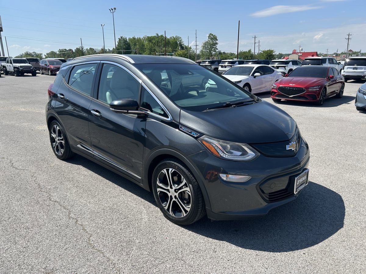 Used 2017 Chevrolet Bolt EV Premier with VIN 1G1FX6S06H4167837 for sale in Anna, IL