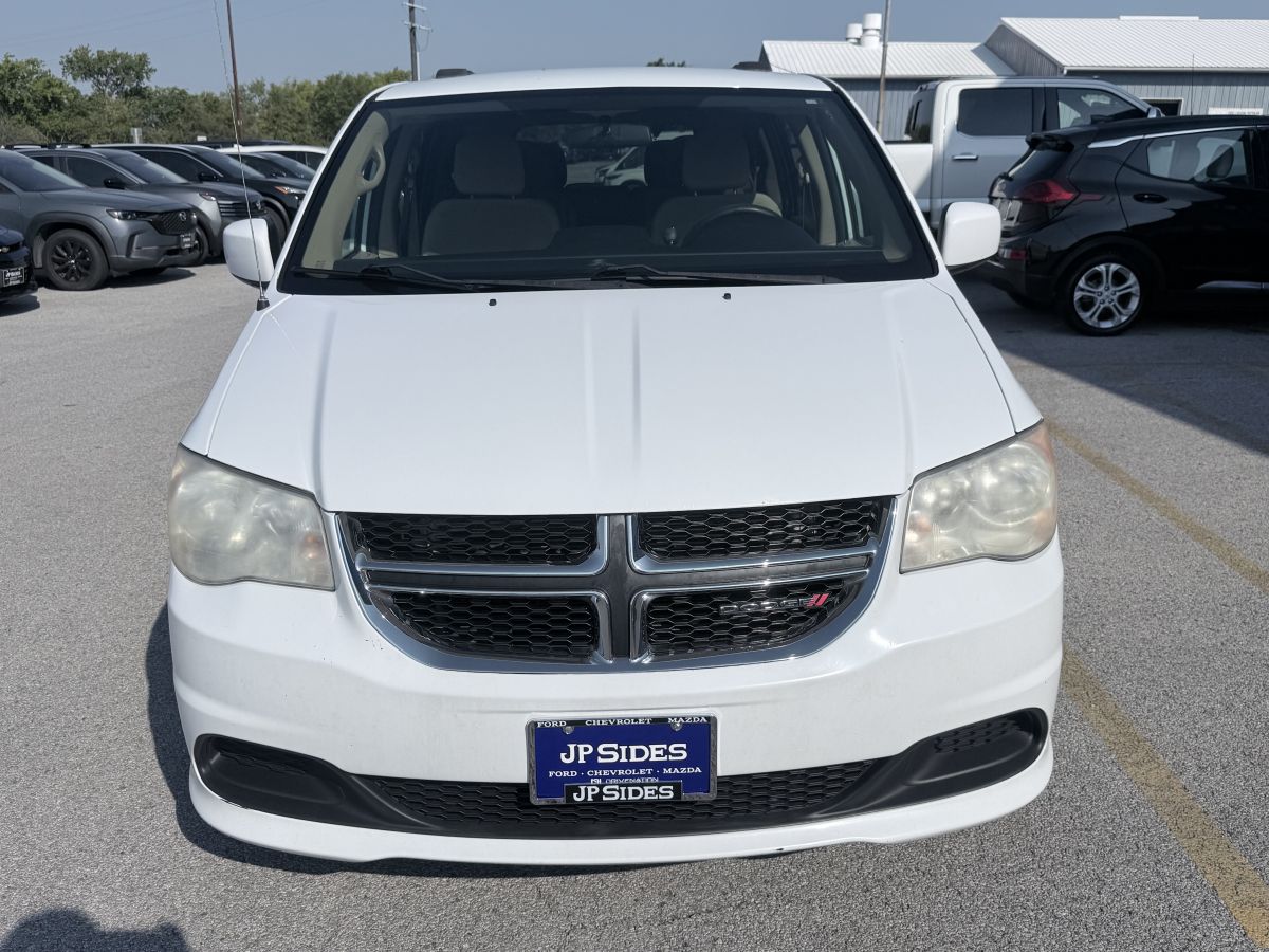 Used 2014 Dodge Grand Caravan SXT with VIN 2C4RDGCG1ER121971 for sale in Anna, IL