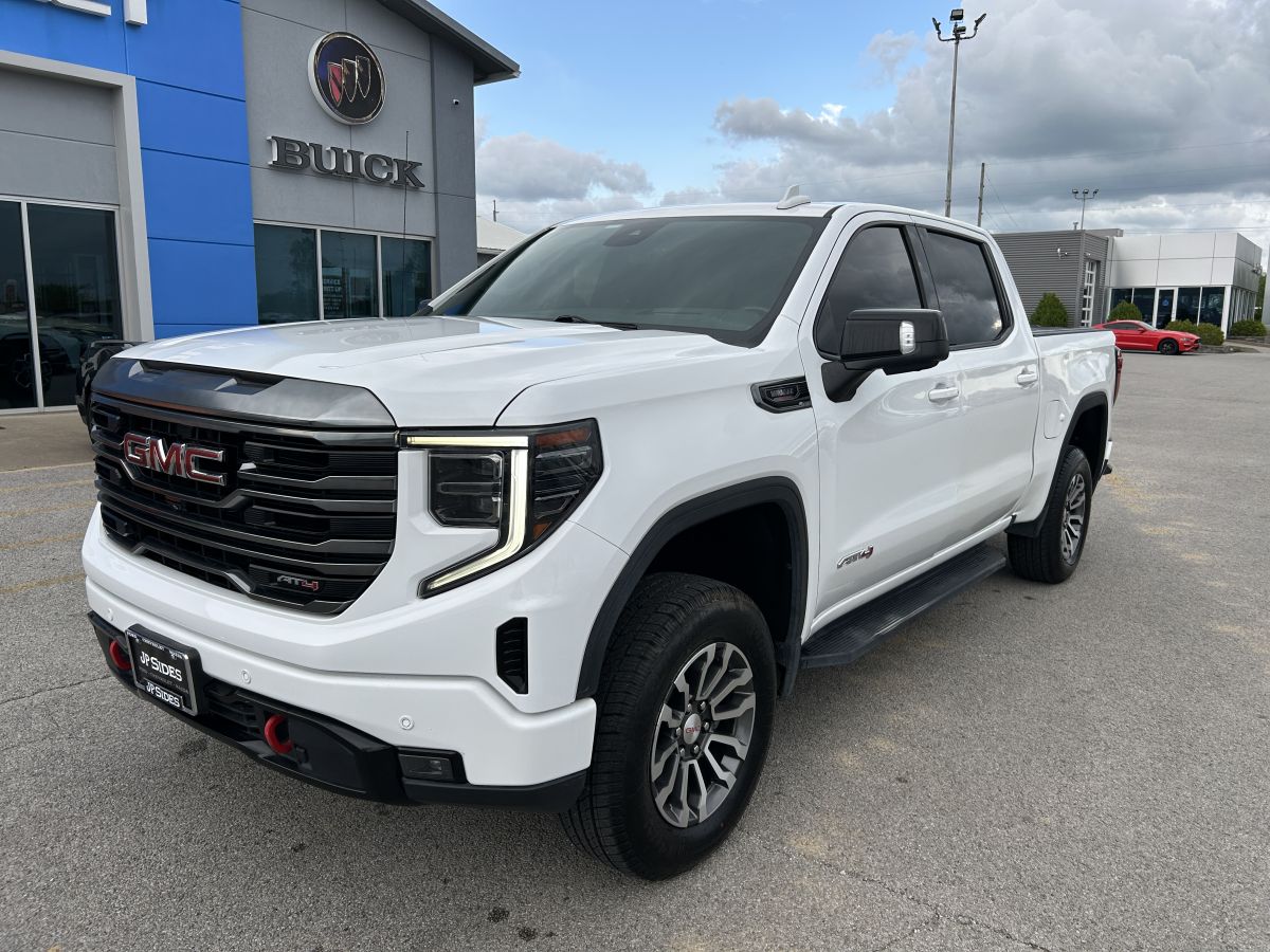 2022 GMC Sierra 4WD Crew Cab Short Box AT4's photo