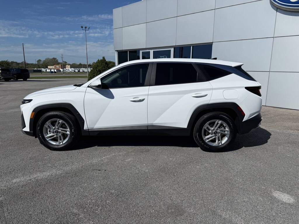 Used 2025 Hyundai Tucson SE SUV