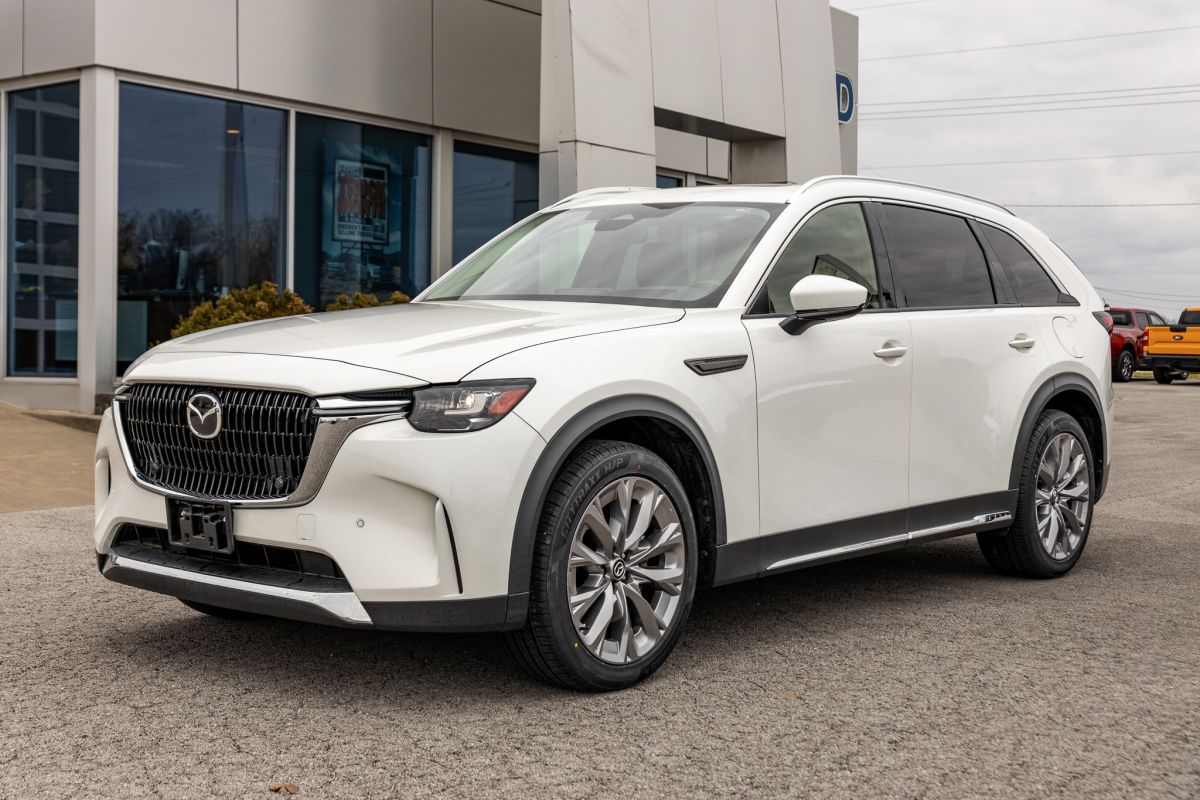 2024 Mazda CX-90 Turbo Premium Package's photo