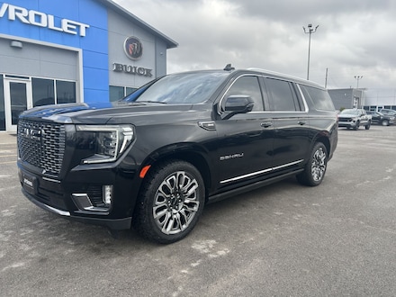 2023 GMC Yukon XL Denali Ultimate 4x4 SUV