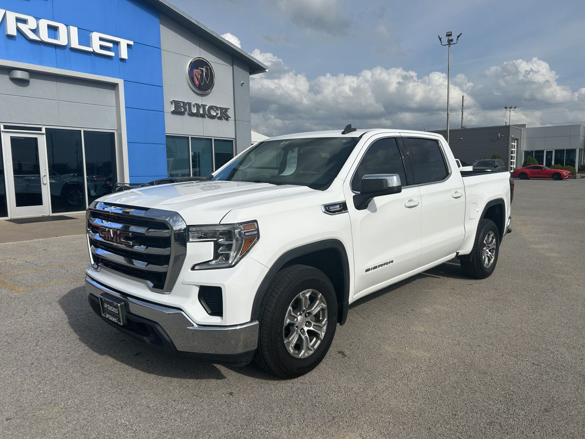 2020 GMC Sierra 2WD Crew Cab Short Box SLE's photo
