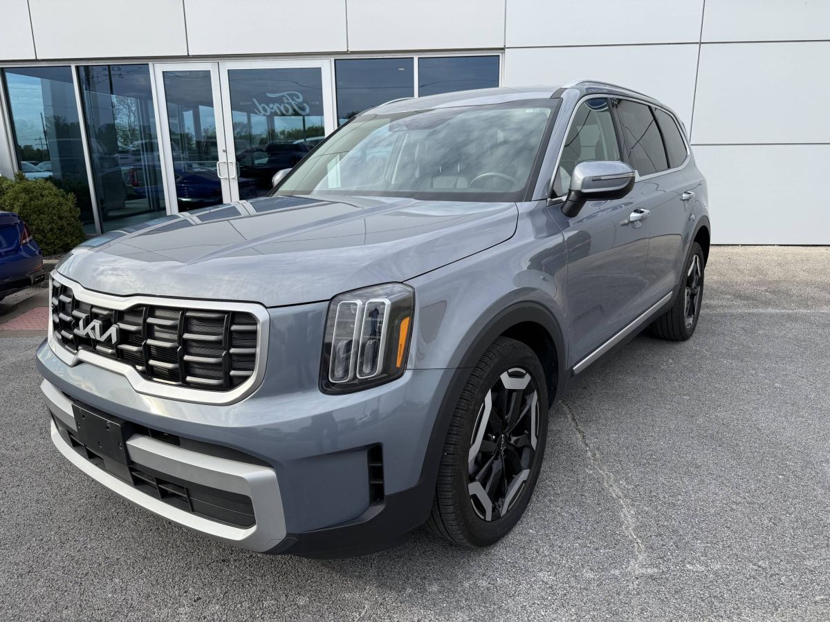 2024 Kia Telluride S's photo