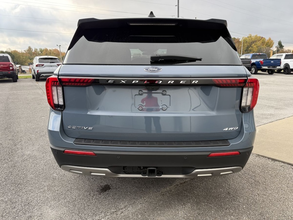 Used 2025 Ford Explorer Active SUV
