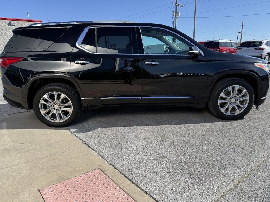 Used 2018 Chevrolet Traverse Premier SUV
