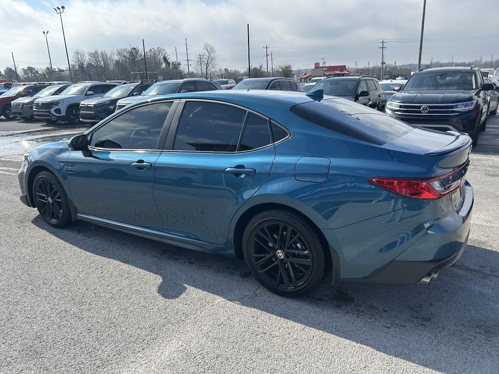 Used 2025 Toyota Camry SE Sedan