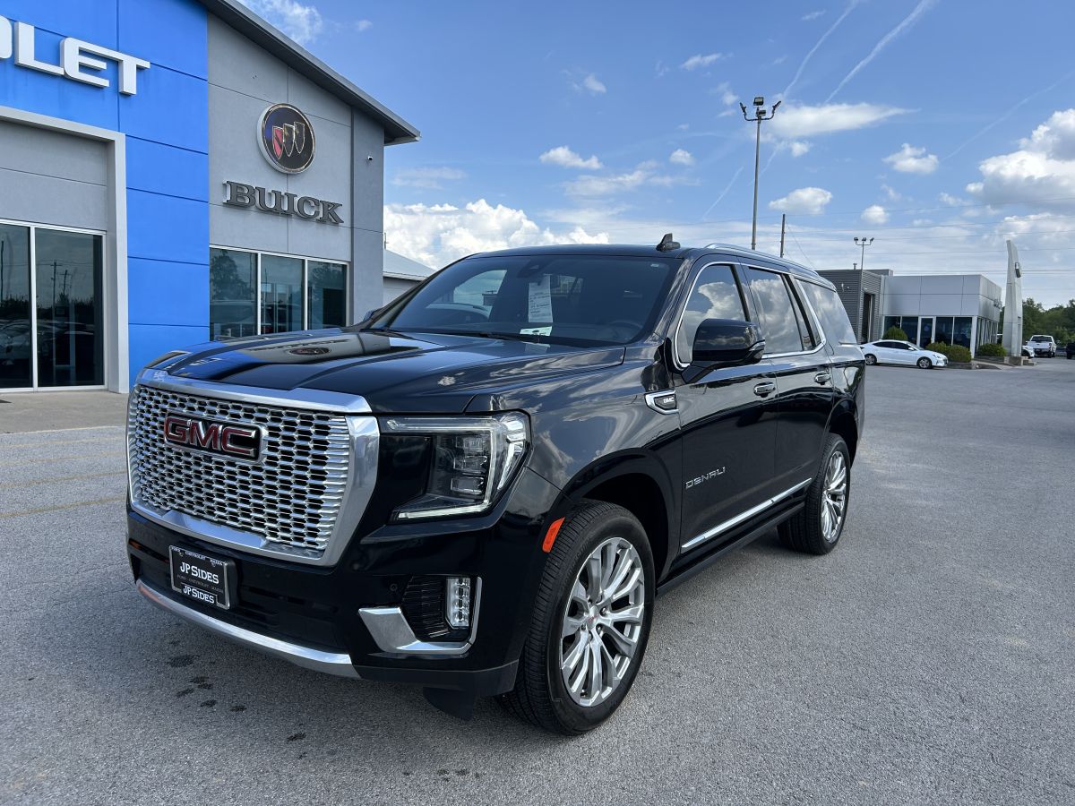 2022 GMC Yukon 4WD Denali's photo