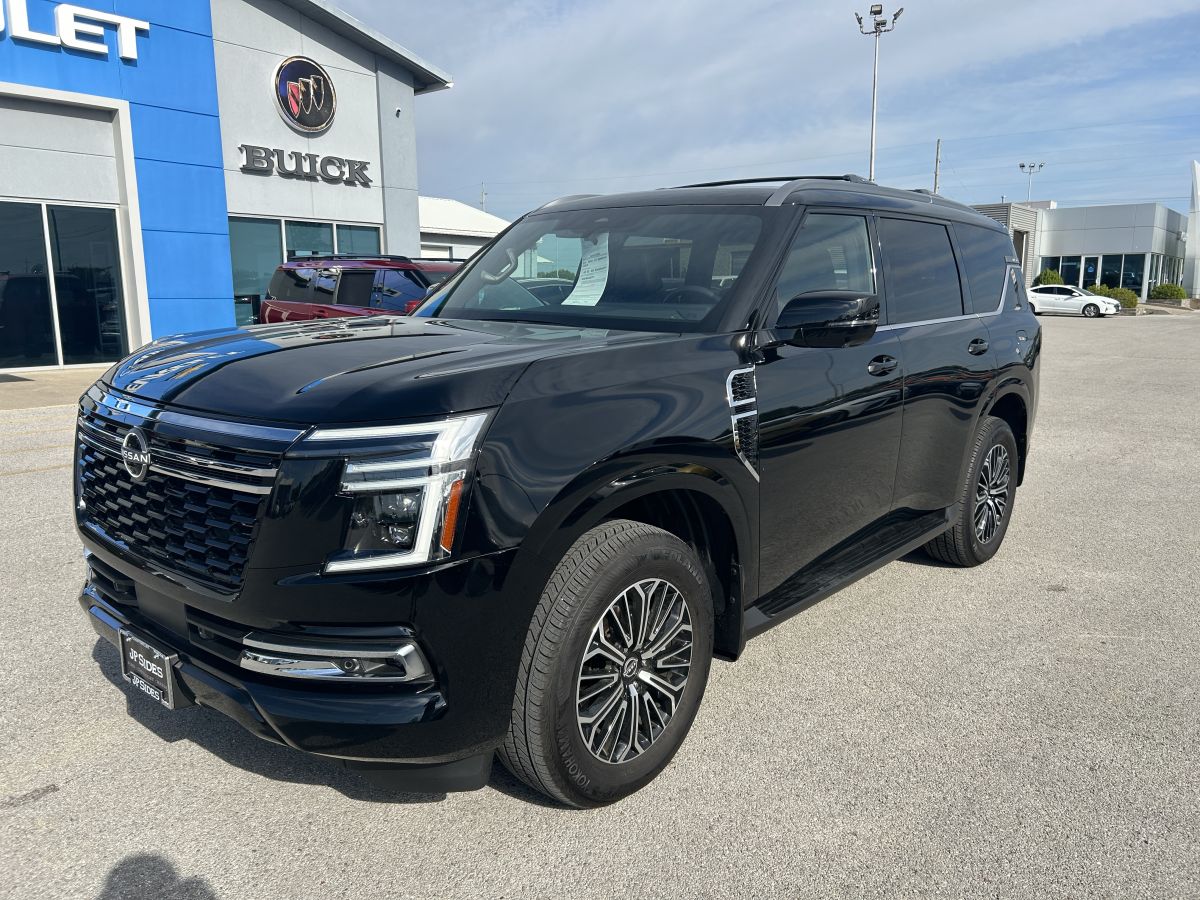 2025 Nissan Armada Platinum 4X4's photo