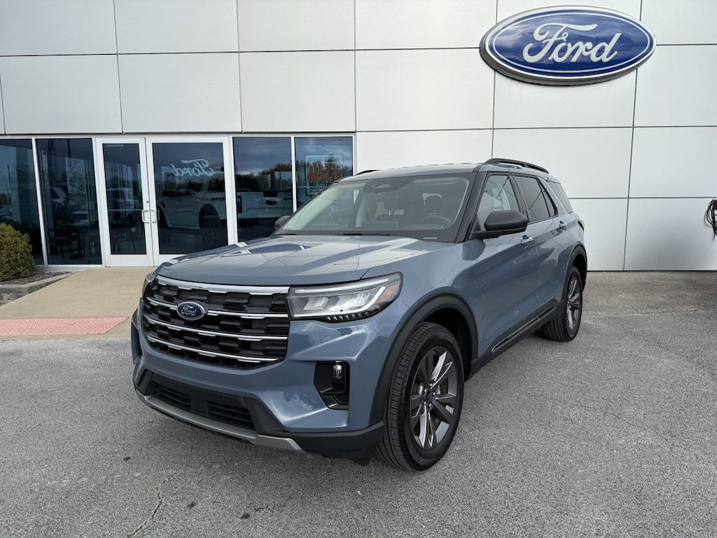 Used 2025 Ford Explorer Active SUV