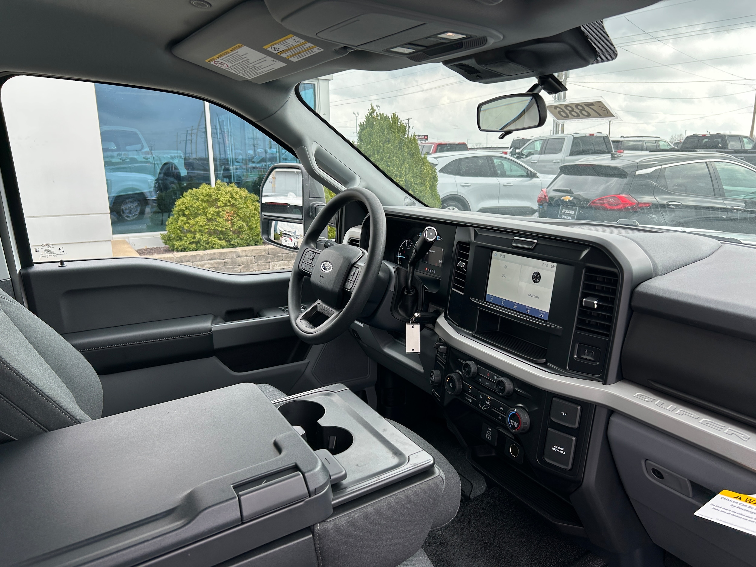 2026 Ford F-350 Super Duty XLT - Photo 9