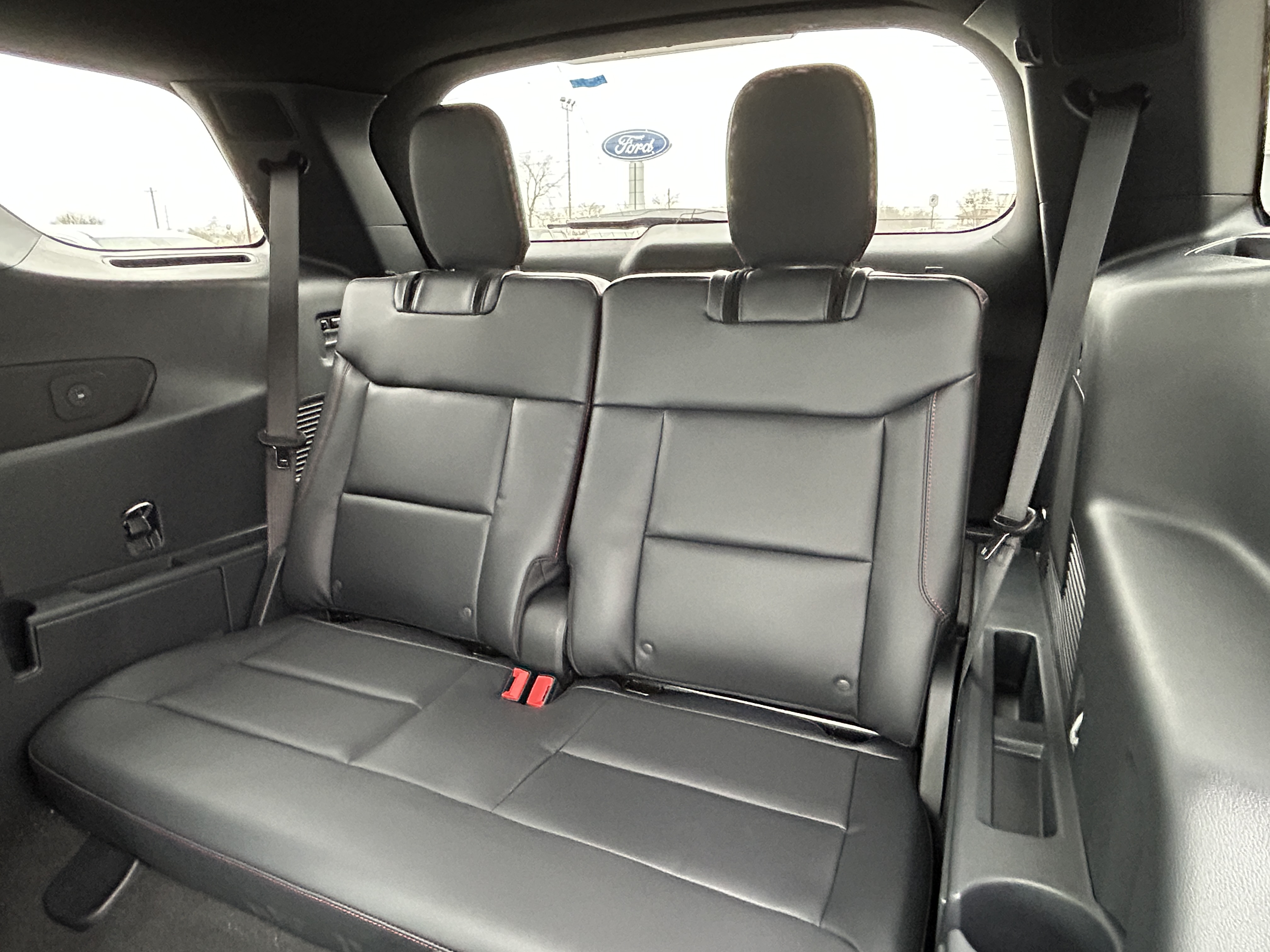 2026 Ford Explorer ST - Photo 10