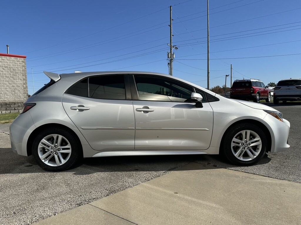 Used 2022 Toyota Corolla SE Hatchback
