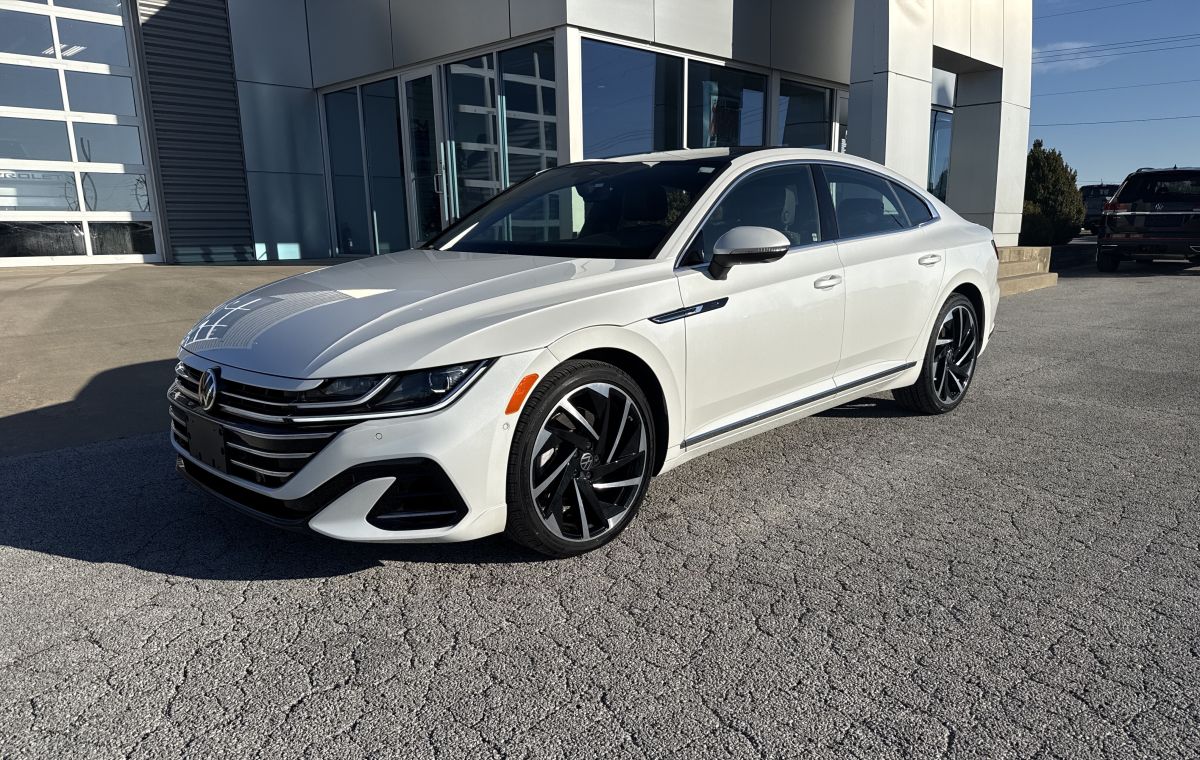2023 Volkswagen Arteon SEL Premium R-Line's photo