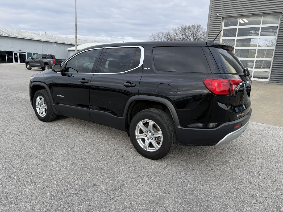Used 2018 GMC Acadia SLE-1 with VIN 1GKKNKLA7JZ196028 for sale in Anna, IL